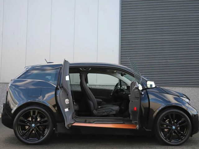 Черный БМВ И3, объемом двигателя 0 л и пробегом 41 тыс. км за 5000 $, фото 7 на Automoto.ua