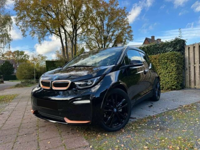 Черный БМВ И3, объемом двигателя 0 л и пробегом 46 тыс. км за 10000 $, фото 2 на Automoto.ua