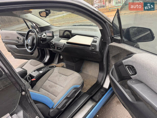 Черный БМВ И3, объемом двигателя 0 л и пробегом 69 тыс. км за 14450 $, фото 10 на Automoto.ua