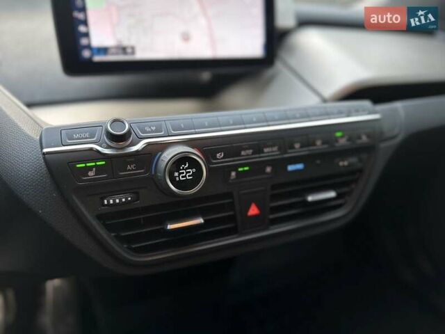 Черный БМВ И3, объемом двигателя 0 л и пробегом 69 тыс. км за 15200 $, фото 11 на Automoto.ua