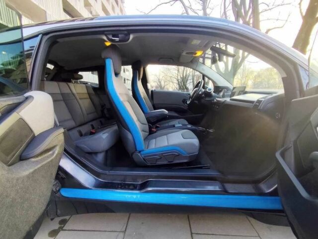 Чорний БМВ І3, об'ємом двигуна 0 л та пробігом 87 тис. км за 6700 $, фото 11 на Automoto.ua