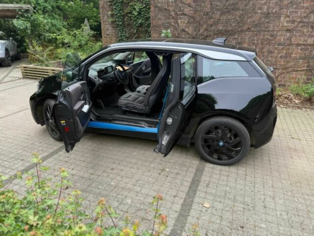 БМВ И3 2019 в Днепре (Днепропетровске) на Automoto.ua Черный БМВ И3, объемом двигателя 0 л и пробегом 33 тыс. км за 12000 $, фото 2 на Automoto.ua