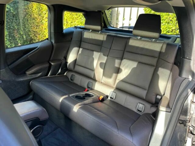 Черный БМВ И3, объемом двигателя 0 л и пробегом 46 тыс. км за 10000 $, фото 10 на Automoto.ua