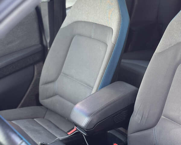 Черный БМВ И3, объемом двигателя 0 л и пробегом 69 тыс. км за 14750 $, фото 9 на Automoto.ua