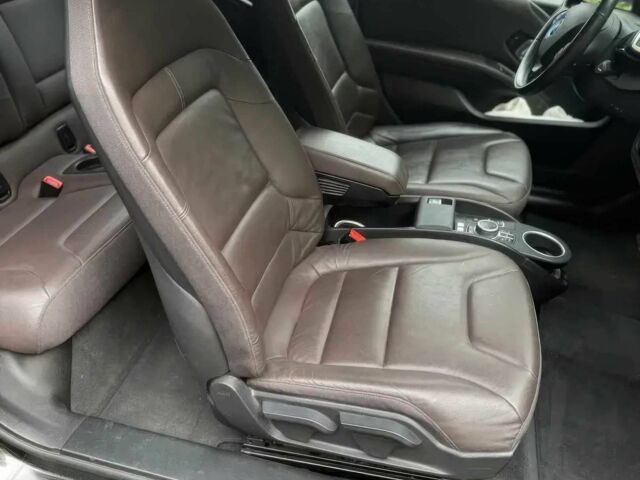 БМВ И3 2019 в Днепре (Днепропетровске) на Automoto.ua Черный БМВ И3, объемом двигателя 0 л и пробегом 33 тыс. км за 12000 $, фото 5 на Automoto.ua