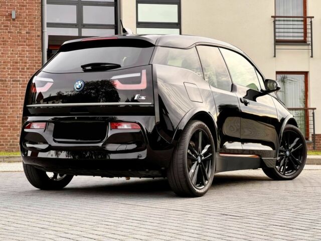 Черный БМВ И3, объемом двигателя 0 л и пробегом 46 тыс. км за 10000 $, фото 2 на Automoto.ua