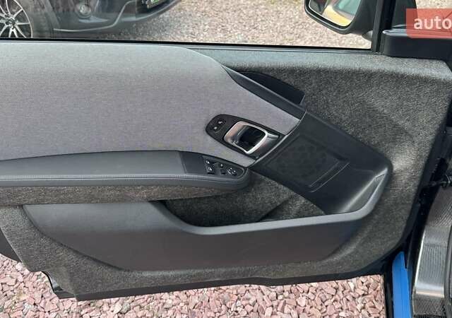 Черный БМВ И3, объемом двигателя 0 л и пробегом 72 тыс. км за 16999 $, фото 28 на Automoto.ua