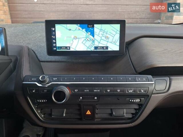 Черный БМВ И3, объемом двигателя 0 л и пробегом 97 тыс. км за 16900 $, фото 1 на Automoto.ua
