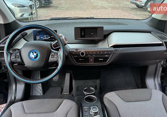 Черный БМВ И3, объемом двигателя 0 л и пробегом 72 тыс. км за 16999 $, фото 16 на Automoto.ua