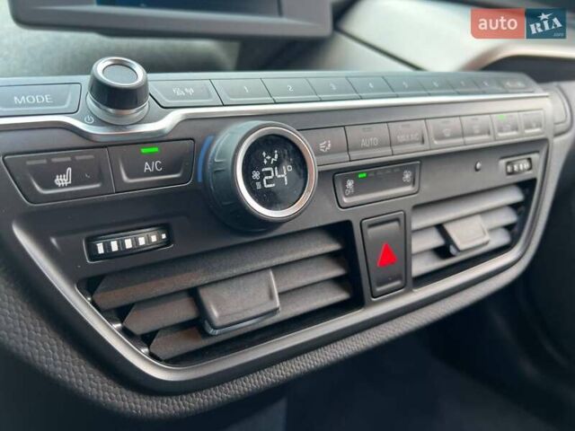 Чорний БМВ І3, об'ємом двигуна 0 л та пробігом 16 тис. км за 19000 $, фото 28 на Automoto.ua