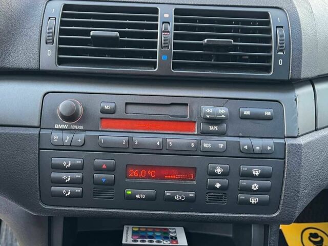 Чорний БМВ І3, об'ємом двигуна 1.8 л та пробігом 210 тис. км за 5300 $, фото 10 на Automoto.ua