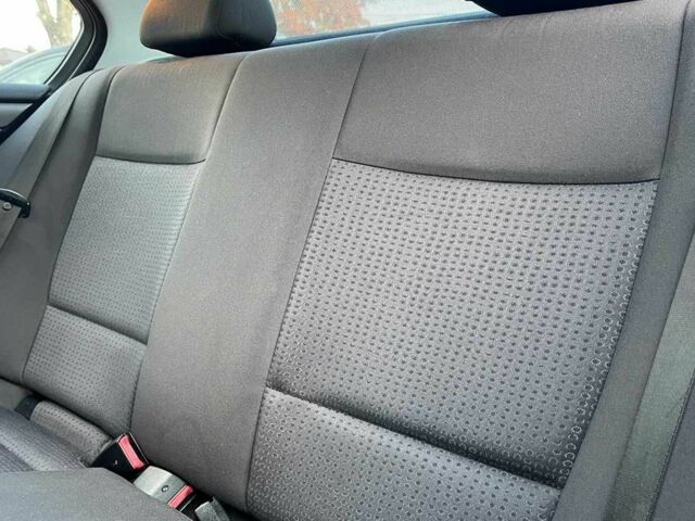 Чорний БМВ І3, об'ємом двигуна 1.8 л та пробігом 210 тис. км за 5300 $, фото 17 на Automoto.ua