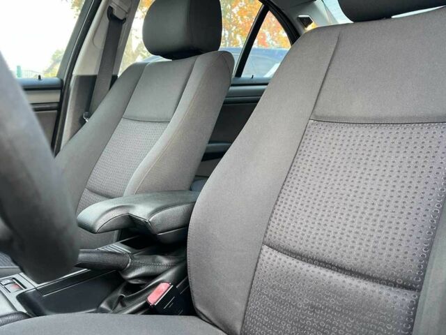 Чорний БМВ І3, об'ємом двигуна 1.8 л та пробігом 210 тис. км за 5300 $, фото 14 на Automoto.ua