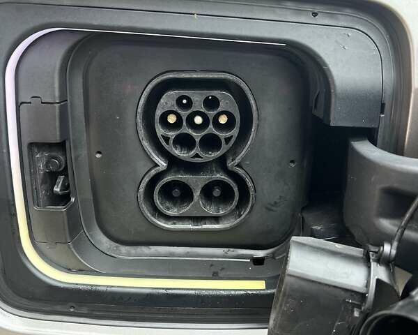 Коричневый БМВ И3, объемом двигателя 0 л и пробегом 98 тыс. км за 12000 $, фото 13 на Automoto.ua