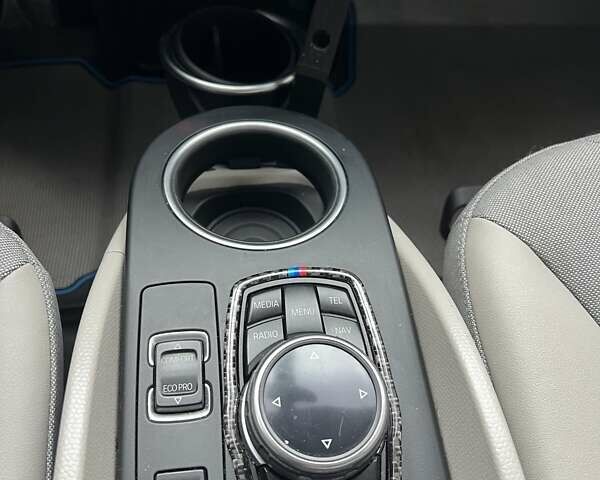 Коричневый БМВ И3, объемом двигателя 0 л и пробегом 98 тыс. км за 12000 $, фото 12 на Automoto.ua