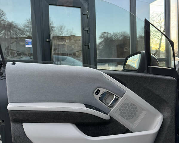 Коричневый БМВ И3, объемом двигателя 0 л и пробегом 86 тыс. км за 9299 $, фото 8 на Automoto.ua