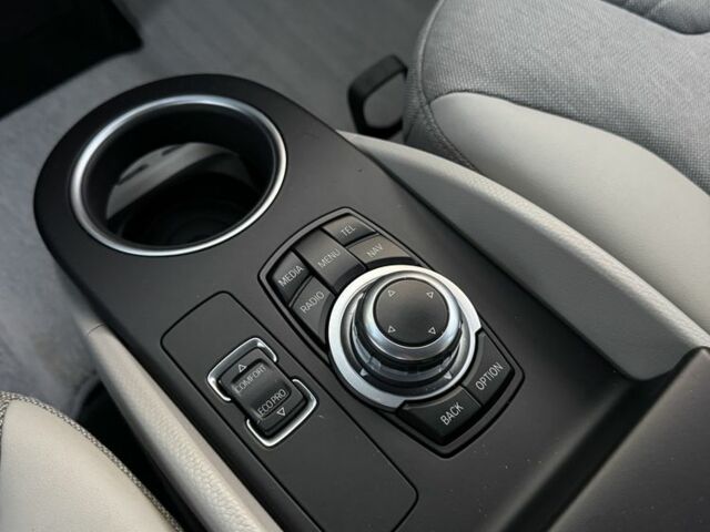 Коричневый БМВ И3, объемом двигателя 0 л и пробегом 86 тыс. км за 9299 $, фото 15 на Automoto.ua