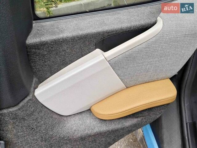 Коричневый БМВ И3, объемом двигателя 0 л и пробегом 189 тыс. км за 13700 $, фото 26 на Automoto.ua