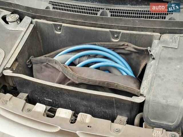 Коричневый БМВ И3, объемом двигателя 0 л и пробегом 189 тыс. км за 13700 $, фото 30 на Automoto.ua