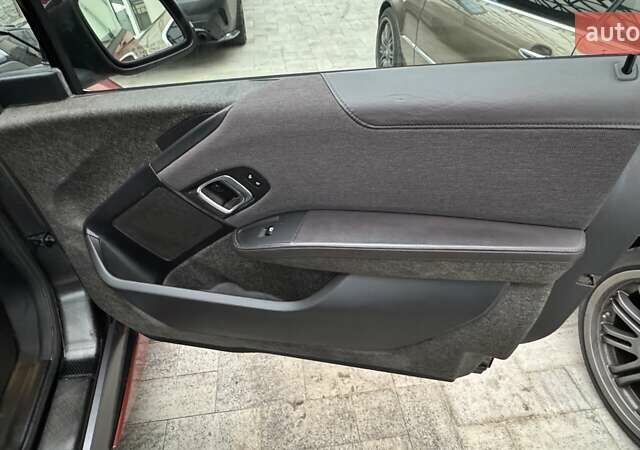 Красный БМВ И3, объемом двигателя 0 л и пробегом 96 тыс. км за 11500 $, фото 11 на Automoto.ua