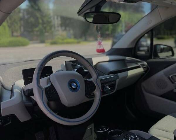 Червоний БМВ І3, об'ємом двигуна 0 л та пробігом 81 тис. км за 9500 $, фото 1 на Automoto.ua