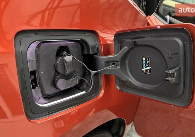 Красный БМВ И3, объемом двигателя 0 л и пробегом 96 тыс. км за 11500 $, фото 7 на Automoto.ua