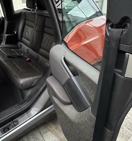 Красный БМВ И3, объемом двигателя 0 л и пробегом 96 тыс. км за 11500 $, фото 15 на Automoto.ua