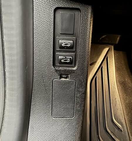 Красный БМВ И3, объемом двигателя 0 л и пробегом 96 тыс. км за 11500 $, фото 22 на Automoto.ua