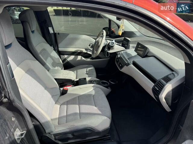 Красный БМВ И3, объемом двигателя 0 л и пробегом 83 тыс. км за 7600 $, фото 5 на Automoto.ua