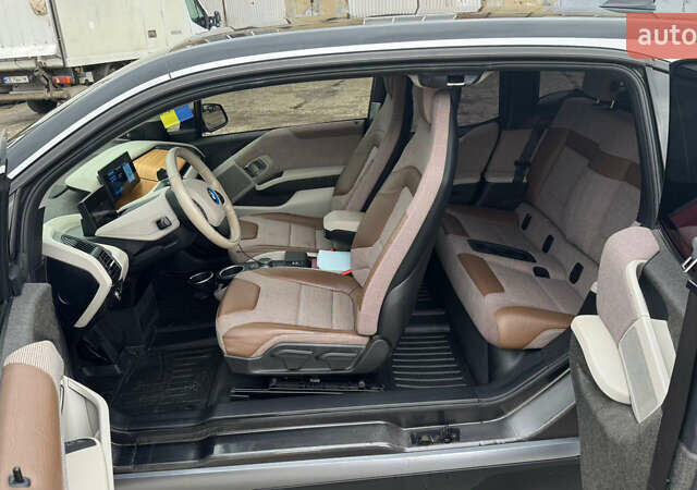 Красный БМВ И3, объемом двигателя 0 л и пробегом 49 тыс. км за 16300 $, фото 13 на Automoto.ua