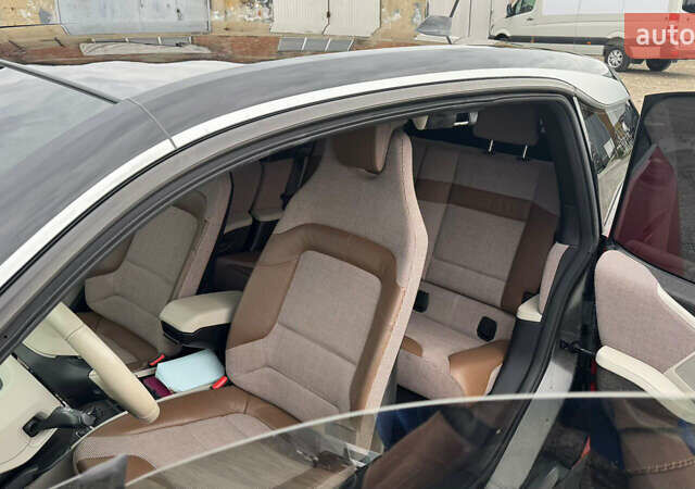 Красный БМВ И3, объемом двигателя 0 л и пробегом 49 тыс. км за 16300 $, фото 12 на Automoto.ua