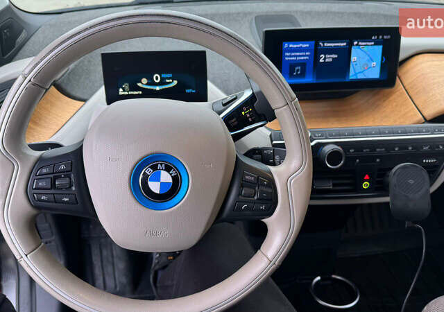 Красный БМВ И3, объемом двигателя 0 л и пробегом 49 тыс. км за 16300 $, фото 15 на Automoto.ua