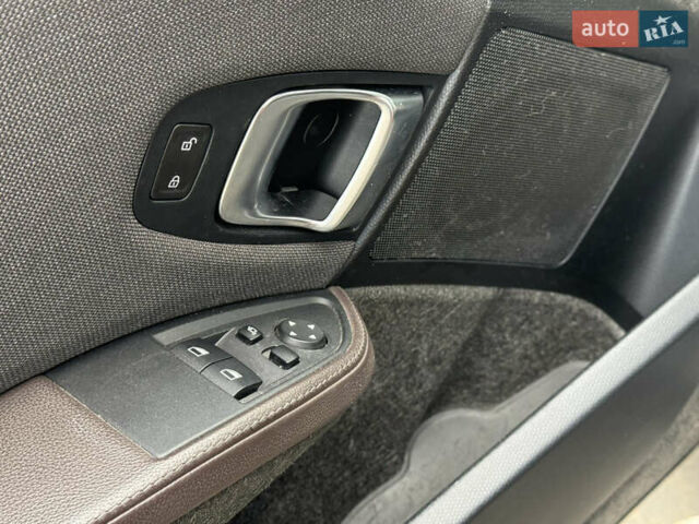 Червоний БМВ І3, об'ємом двигуна 0 л та пробігом 56 тис. км за 25900 $, фото 53 на Automoto.ua