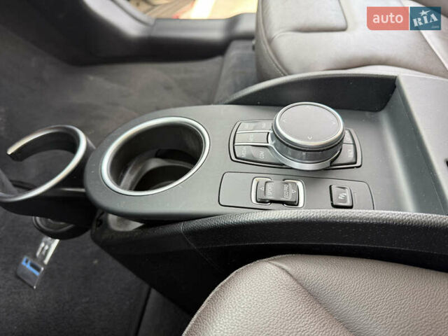 Червоний БМВ І3, об'ємом двигуна 0 л та пробігом 56 тис. км за 25900 $, фото 73 на Automoto.ua