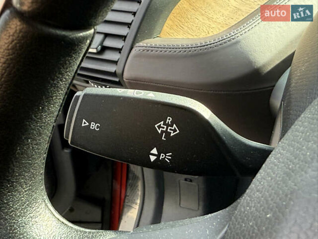 Червоний БМВ І3, об'ємом двигуна 0 л та пробігом 56 тис. км за 25900 $, фото 71 на Automoto.ua