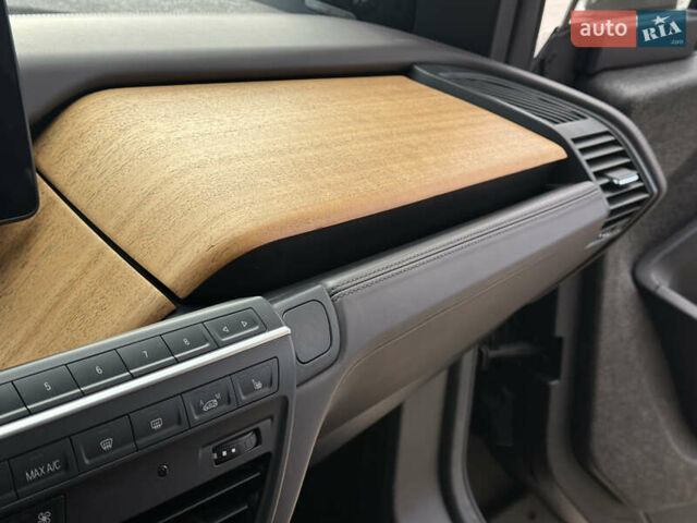 Червоний БМВ І3, об'ємом двигуна 0 л та пробігом 56 тис. км за 25900 $, фото 65 на Automoto.ua