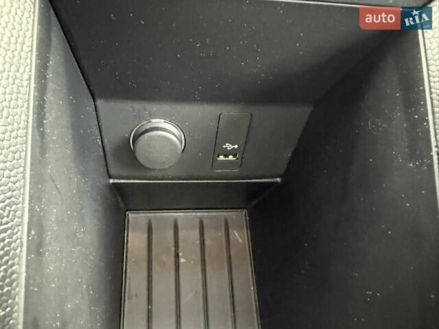 Червоний БМВ І3, об'ємом двигуна 0 л та пробігом 56 тис. км за 25900 $, фото 93 на Automoto.ua