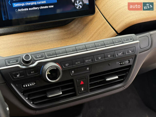 Червоний БМВ І3, об'ємом двигуна 0 л та пробігом 56 тис. км за 25900 $, фото 63 на Automoto.ua