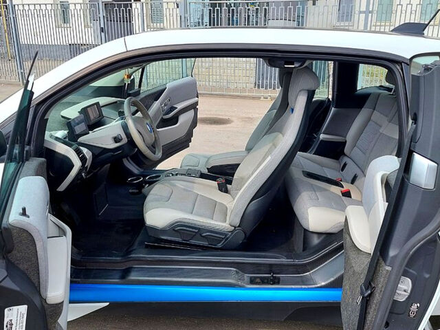 БМВ И3, объемом двигателя 0.13 л и пробегом 161 тыс. км за 9000 $, фото 8 на Automoto.ua