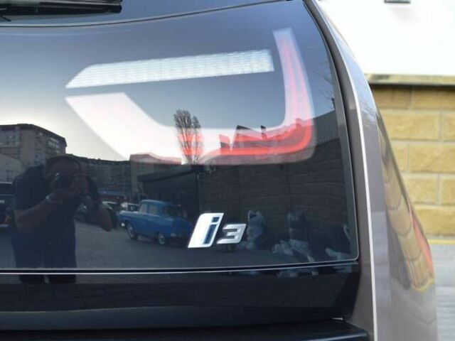 БМВ И3, объемом двигателя 0 л и пробегом 86 тыс. км за 8500 $, фото 10 на Automoto.ua