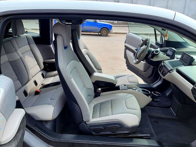 БМВ И3, объемом двигателя 0.13 л и пробегом 161 тыс. км за 9000 $, фото 9 на Automoto.ua