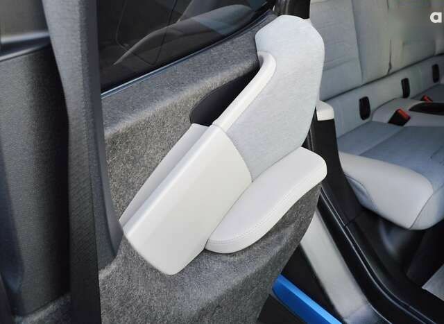 БМВ И3, объемом двигателя 0 л и пробегом 86 тыс. км за 8500 $, фото 29 на Automoto.ua
