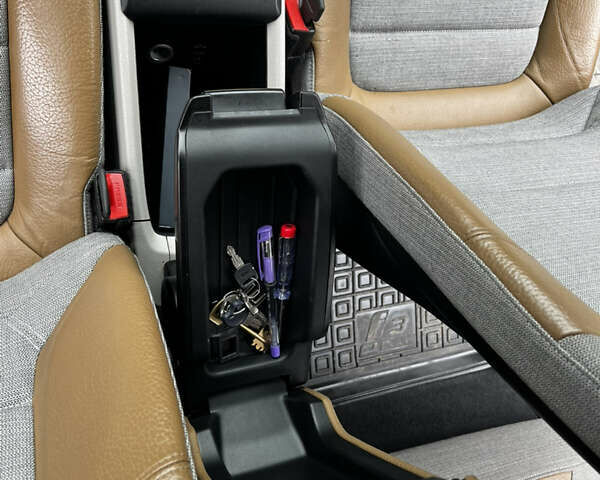 БМВ И3, объемом двигателя 0 л и пробегом 130 тыс. км за 9350 $, фото 18 на Automoto.ua