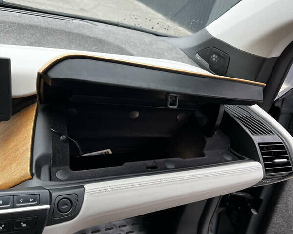 БМВ И3, объемом двигателя 0 л и пробегом 130 тыс. км за 9350 $, фото 19 на Automoto.ua