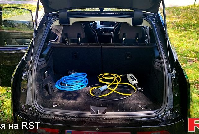 БМВ И3 2017 в Харькове на Automoto.ua БМВ И3, объемом двигателя 0.15 л и пробегом 125 тыс. км за 12000 $, фото 7 на Automoto.ua