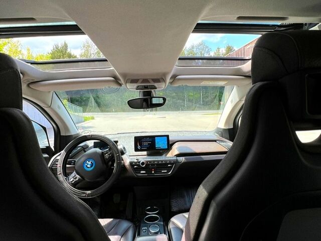 БМВ И3 2017 в Харькове на Automoto.ua БМВ И3, объемом двигателя 0.15 л и пробегом 125 тыс. км за 12000 $, фото 1 на Automoto.ua