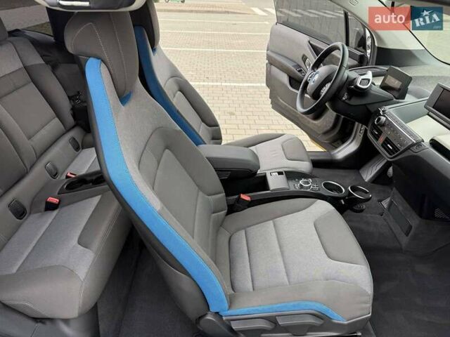 Желтый БМВ И3, объемом двигателя 0 л и пробегом 53 тыс. км за 22000 $, фото 5 на Automoto.ua