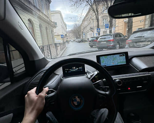 Серый БМВ И3, объемом двигателя 0 л и пробегом 97 тыс. км за 9200 $, фото 15 на Automoto.ua