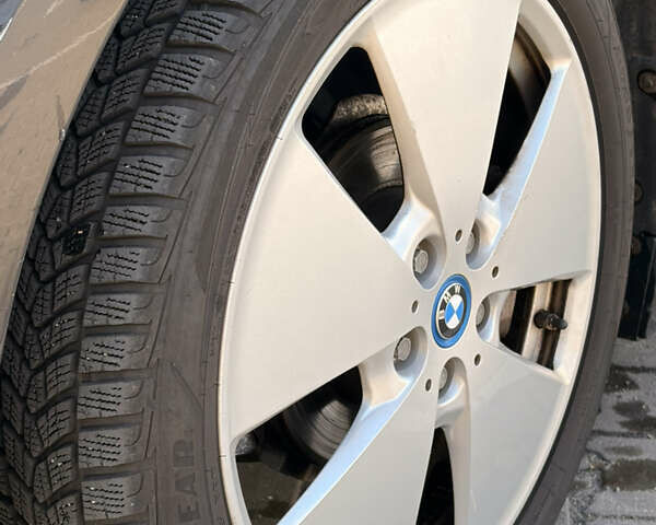 Серый БМВ И3, объемом двигателя 0 л и пробегом 109 тыс. км за 8900 $, фото 18 на Automoto.ua