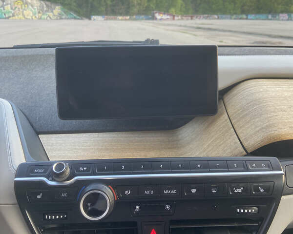 Серый БМВ И3, объемом двигателя 0 л и пробегом 146 тыс. км за 9000 $, фото 24 на Automoto.ua